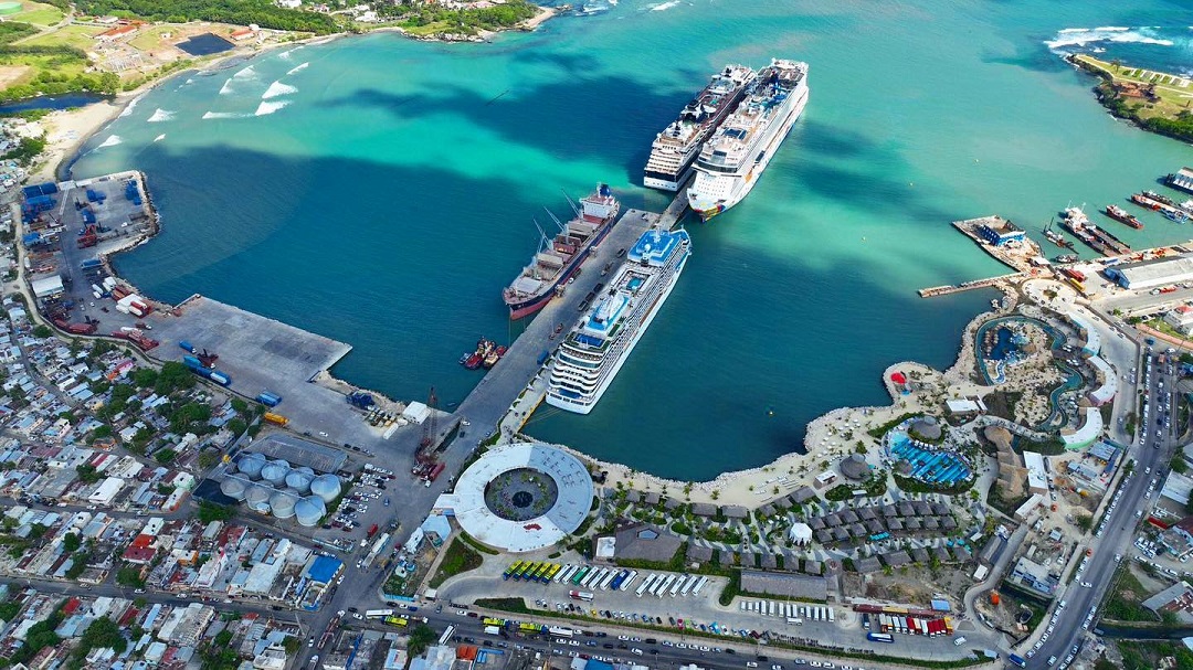 Aerial view of Taíno Bay cruise port in Puerto Plata